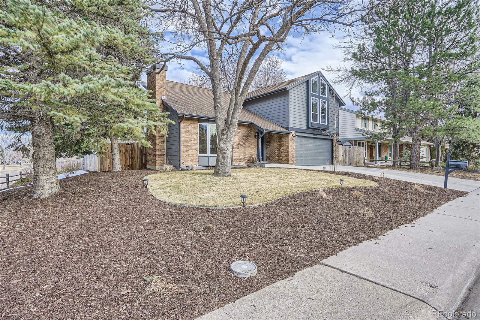 8706  iris street, Arvada sold home. Closed on 2024-04-22 for $884,500.