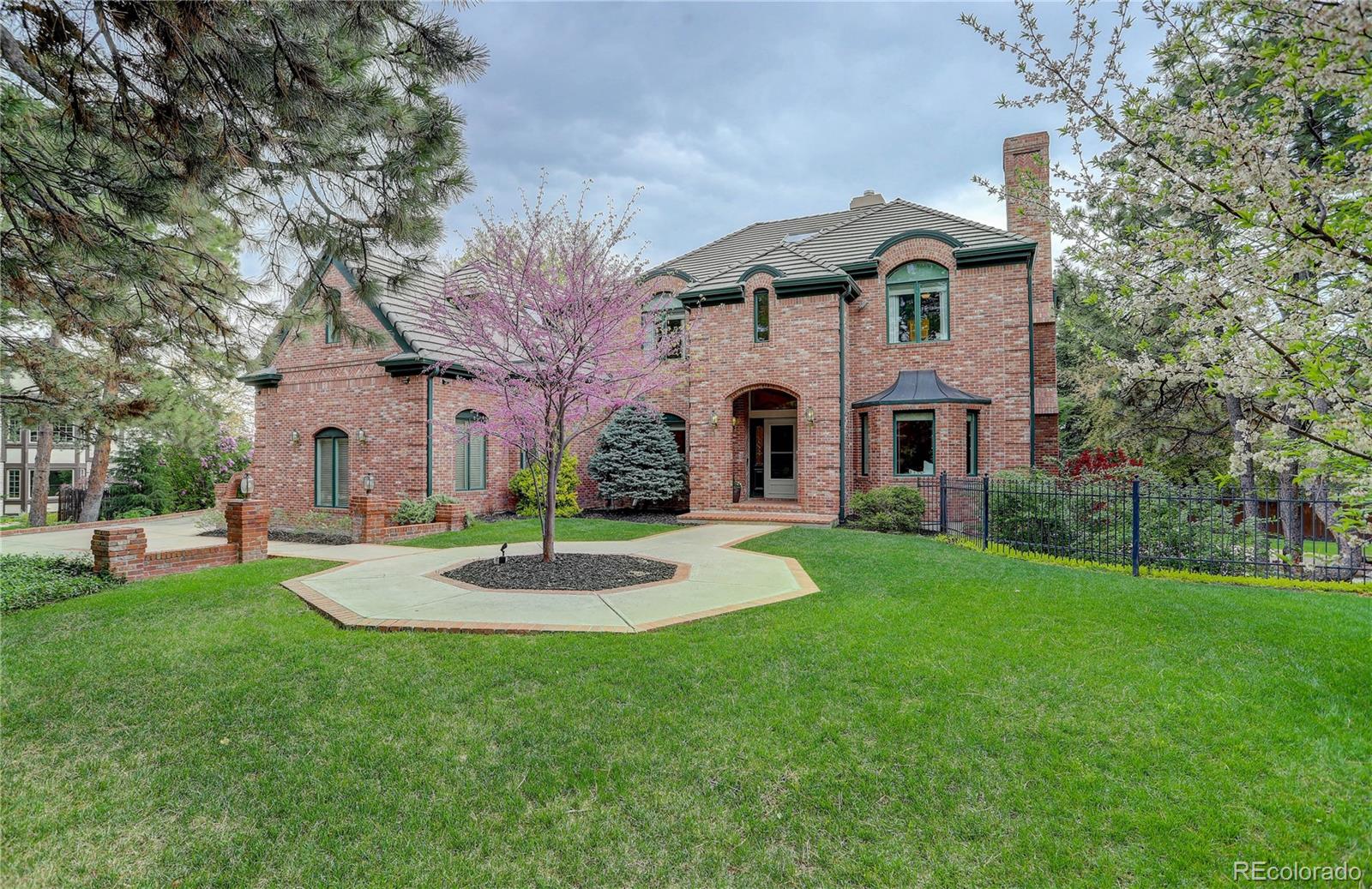 3942 S Chase Way, denver MLS: 5258641 Beds: 5 Baths: 7 Price: $1,800,000