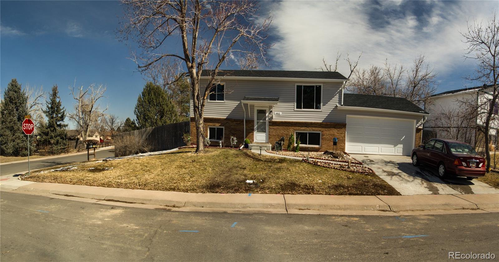 6632 s dover way, littleton sold home. Closed on 2024-04-29 for $585,000.