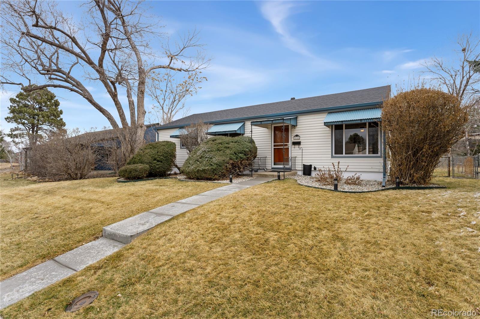 3218 s holly street, Denver sold home. Closed on 2024-04-18 for $590,000.