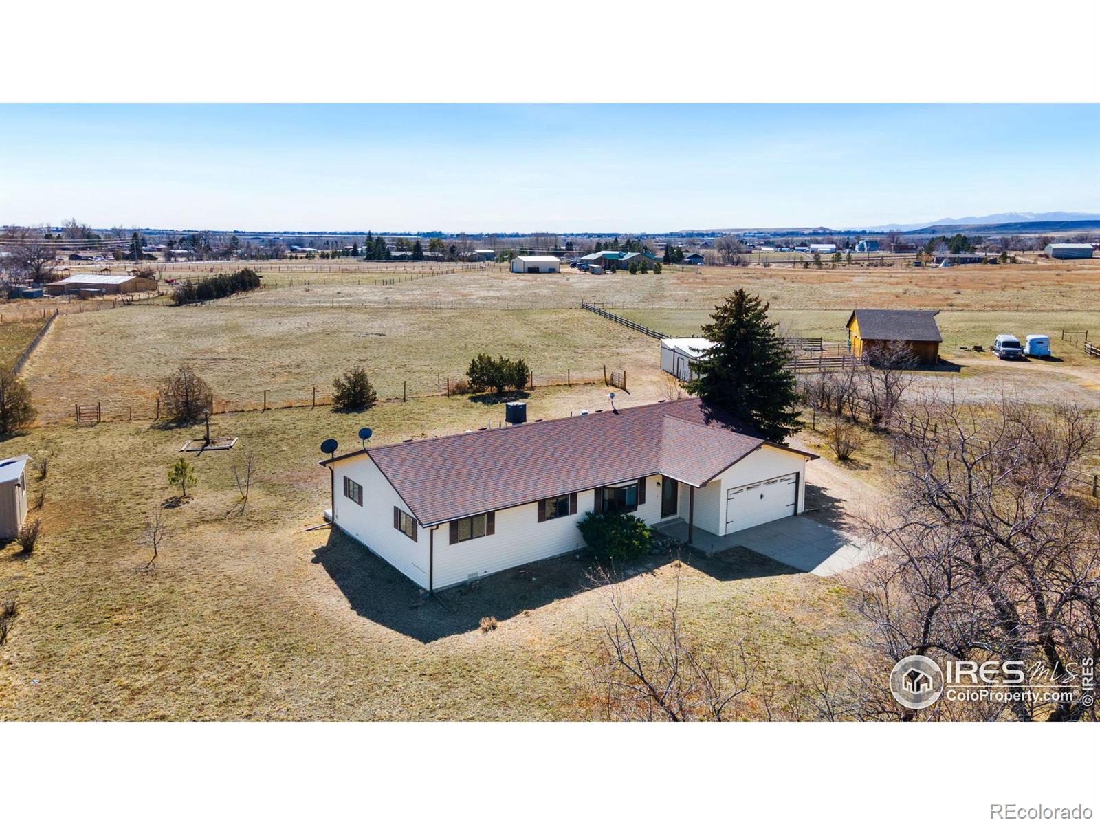 4701  Meining Road, berthoud MLS: 4567891004693 Beds: 3 Baths: 2 Price: $750,000