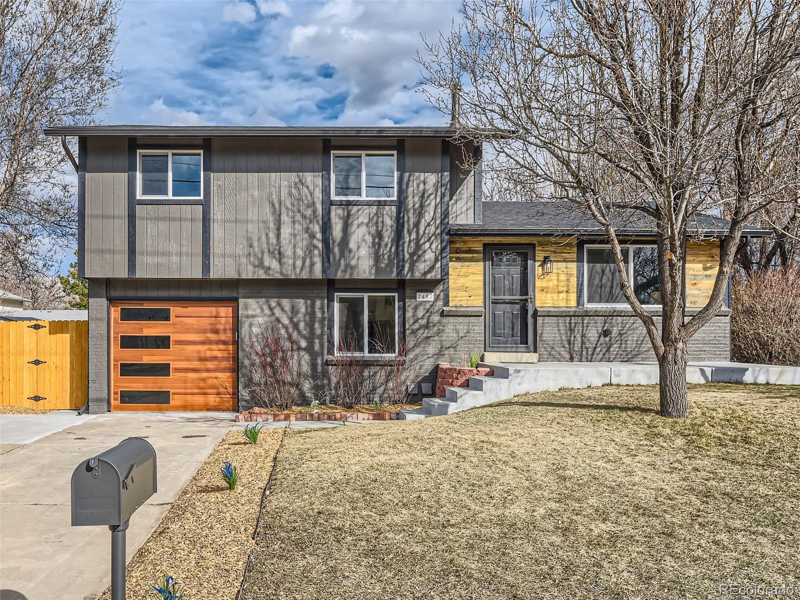7482  pierce street, arvada sold home. Closed on 2024-04-15 for $610,000.