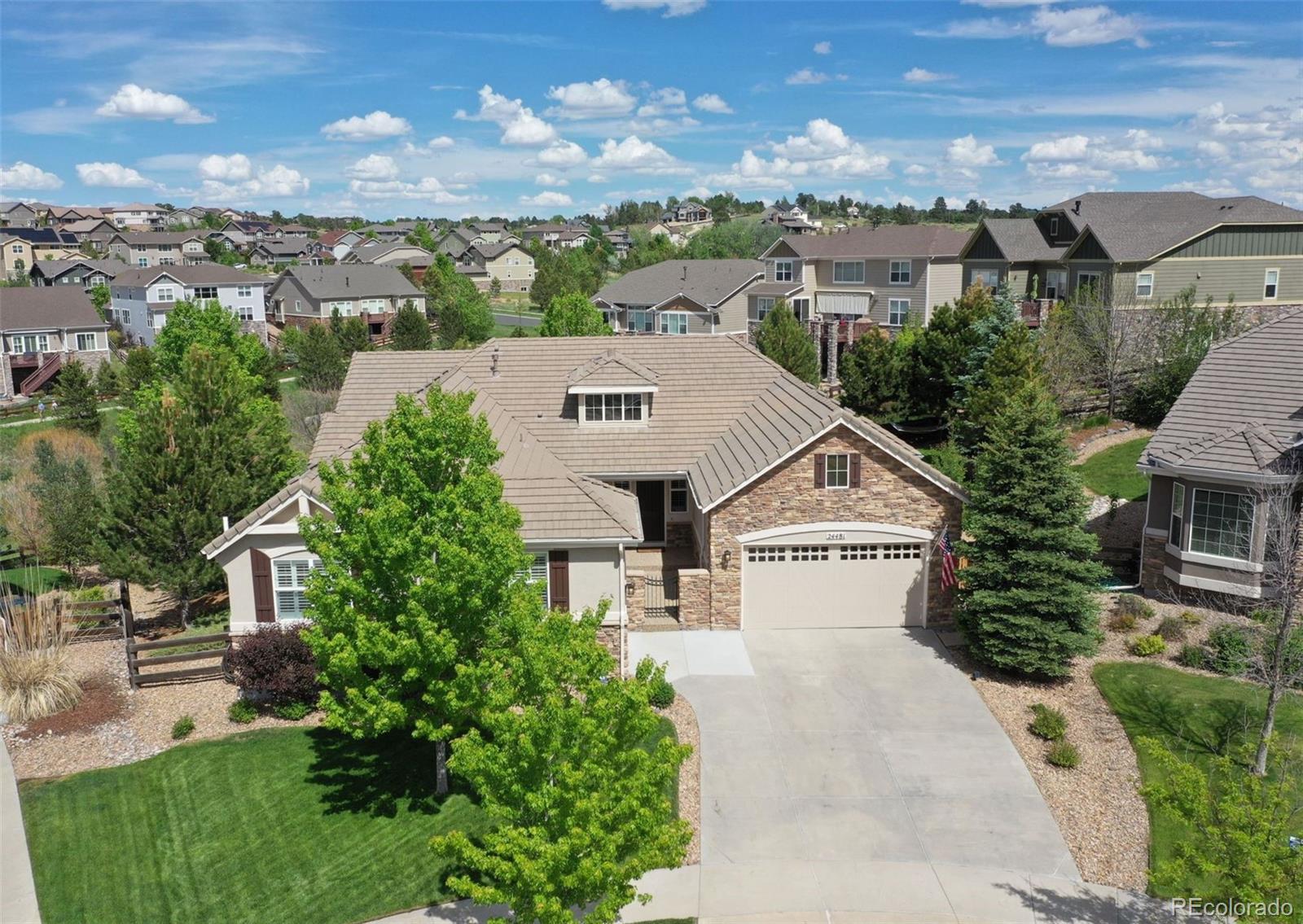 24481 E Moraine Place, aurora MLS: 2809732 Beds: 5 Baths: 5 Price: $990,000