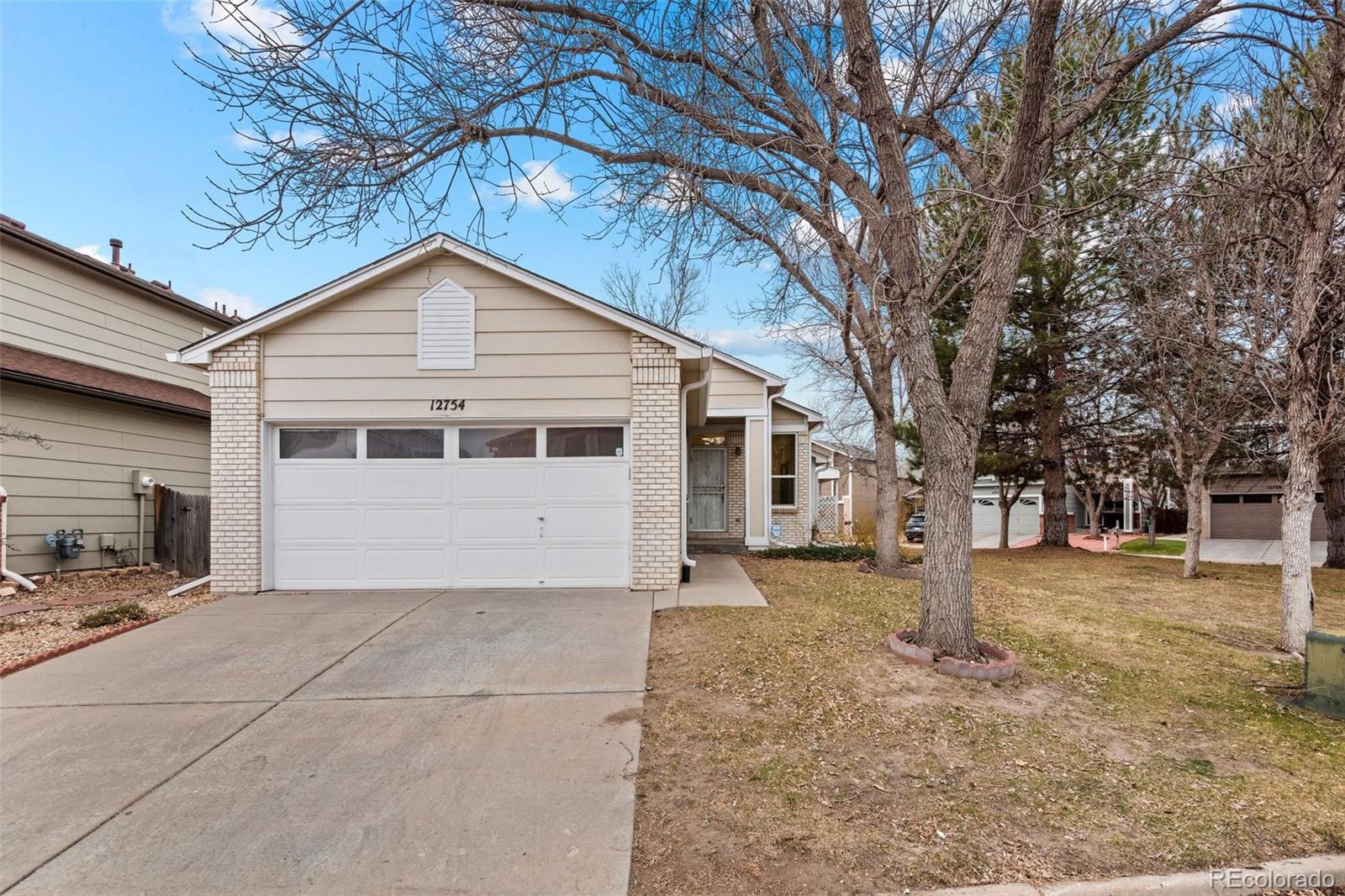 12754 E Wyoming Place, aurora MLS: 8131456 Beds: 2 Baths: 2 Price: $440,000
