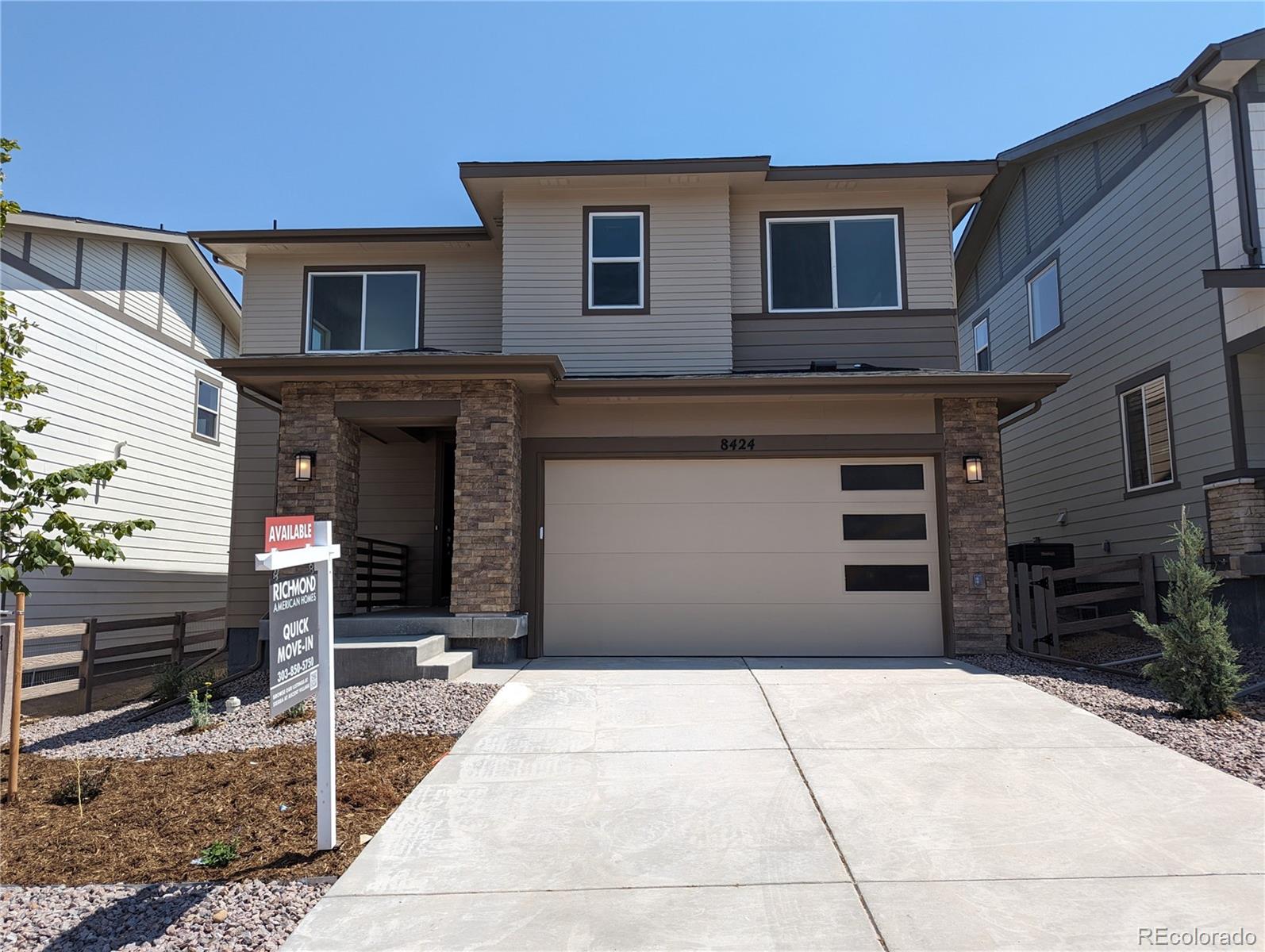 8424  Butte Creek Street, littleton MLS: 6867558 Beds: 3 Baths: 3 Price: $589,950