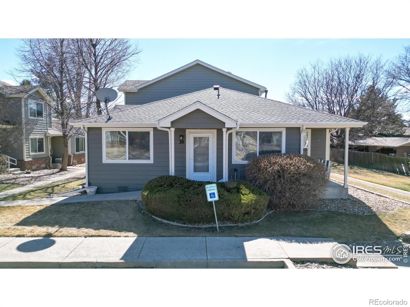 51  21st avenue, Longmont sold home. Closed on 2024-11-18 for $344,800.