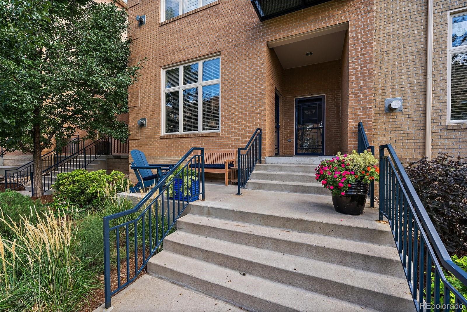 190  Roslyn Street 1309, Denver  MLS: 6163065 Beds: 1 Baths: 1 Price: $455,000