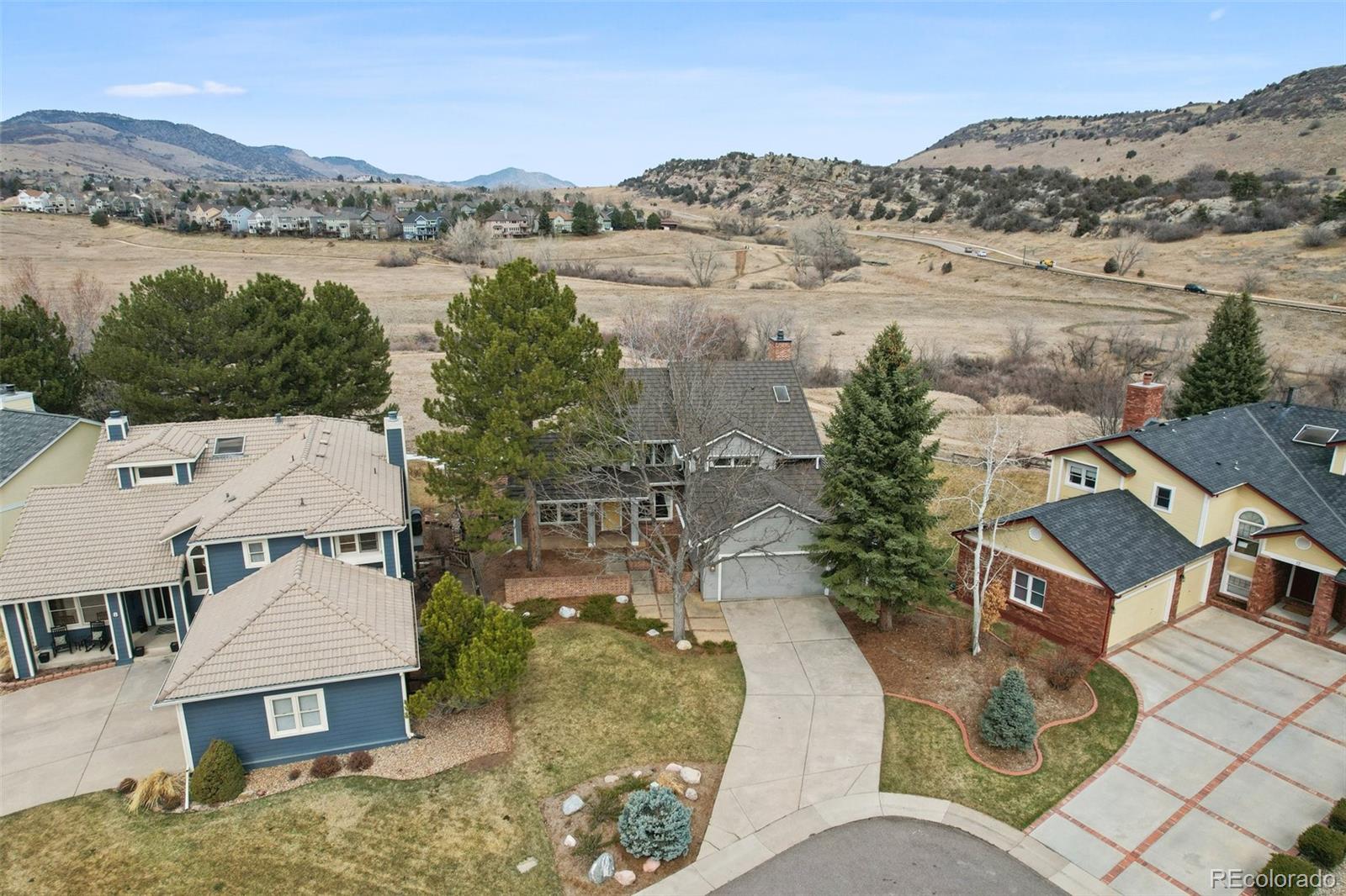 10  canyon cedar , Littleton sold home. Closed on 2024-04-05 for $1,265,000.