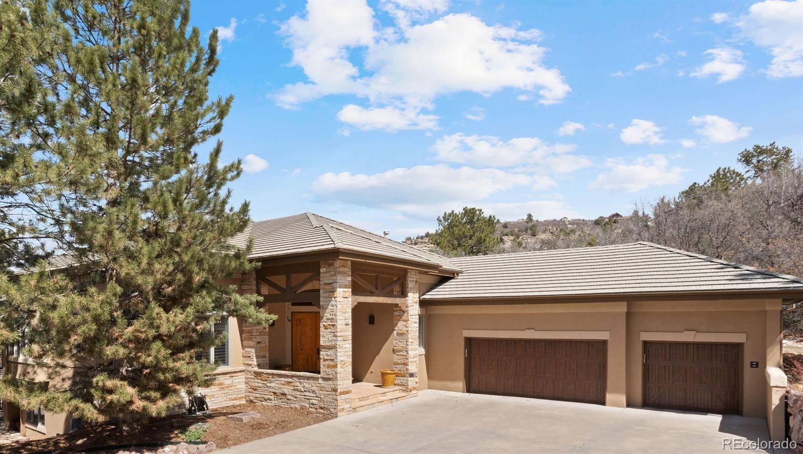 2904  Fairway View Court, castle rock MLS: 8726029 Beds: 3 Baths: 4 Price: $1,650,000