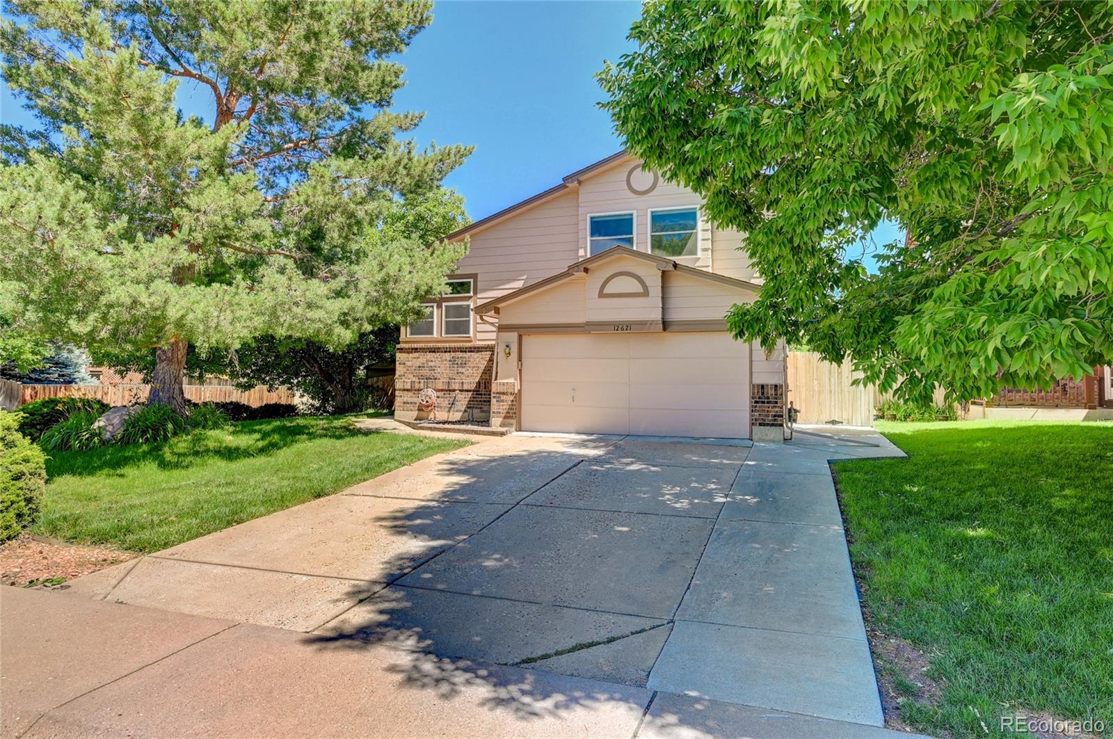 12621 W Brandt Drive, littleton MLS: 5569282 Beds: 3 Baths: 3 Price: $645,000