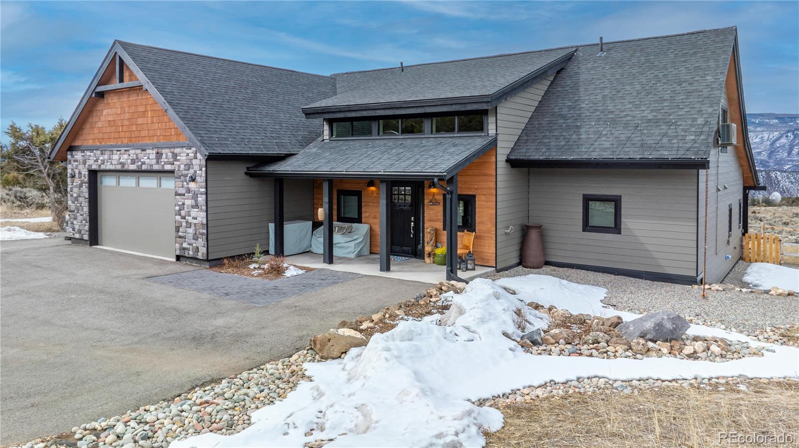 301  woodruff road, Glenwood Springs sold home. Closed on 2024-05-16 for $1,500,000.