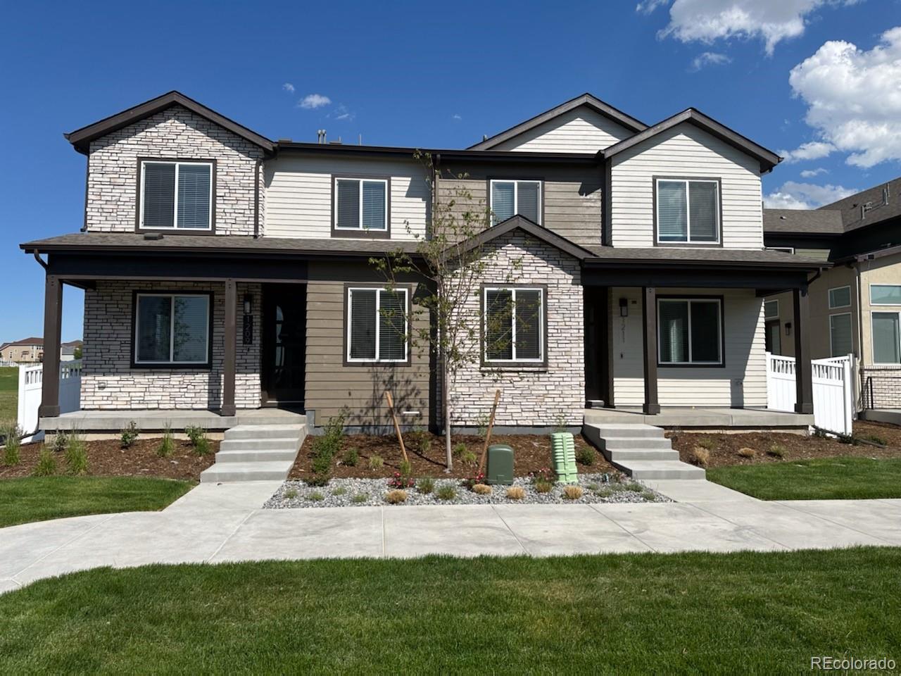 1248 S Algonquian Street , Aurora  MLS: 3301858 Beds: 4 Baths: 3 Price: $528,607