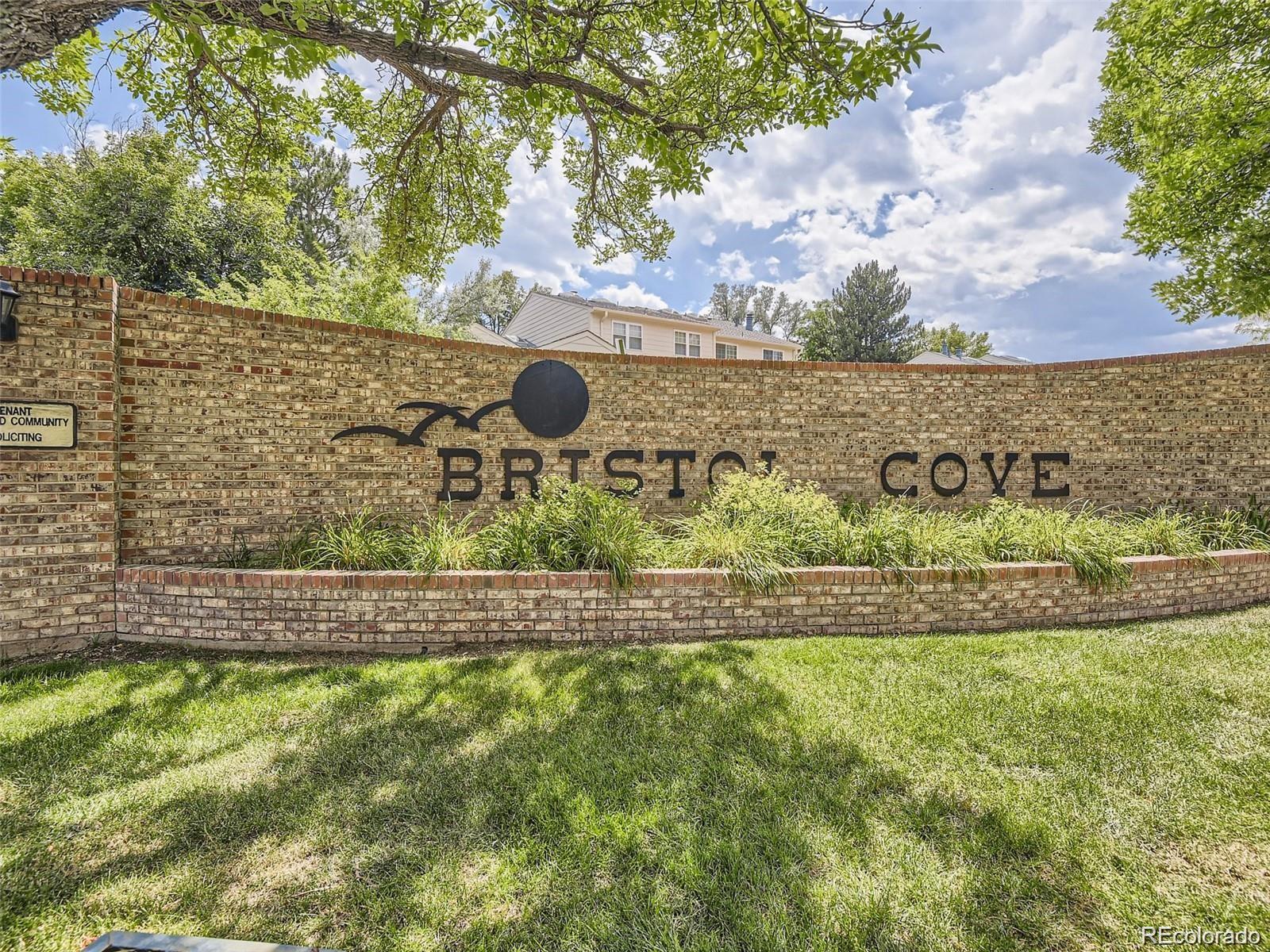 7694 s cove circle, centennial sold home. Closed on 2024-05-10 for $510,000.