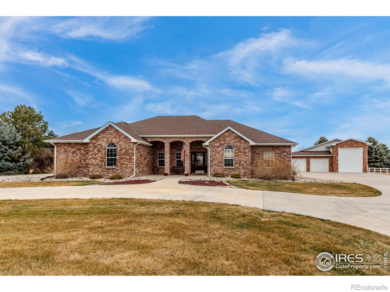 211  Grand View Circle, mead MLS: 4567891005194 Beds: 5 Baths: 4 Price: $1,299,000
