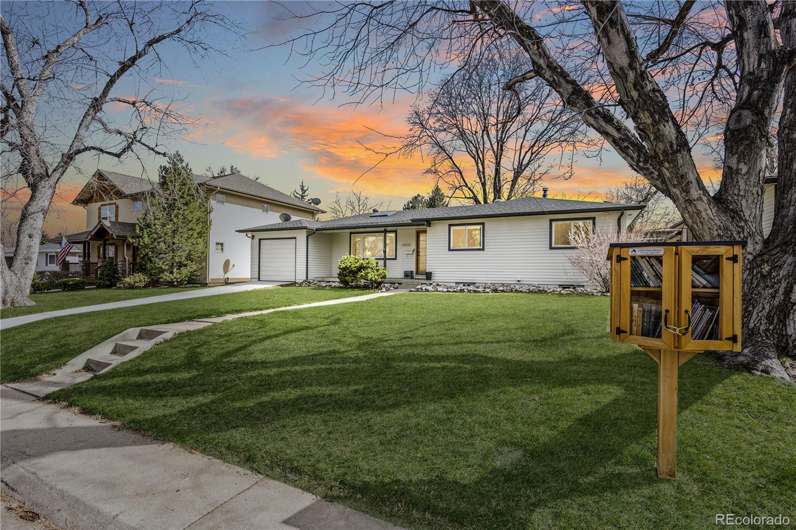 4632 E Arkansas Avenue, denver MLS: 3149156 Beds: 4 Baths: 3 Price: $825,000