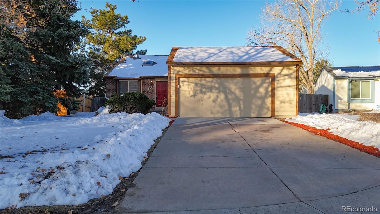 3921 s ensenada court, Aurora sold home. Closed on 2024-04-16 for $475,000.