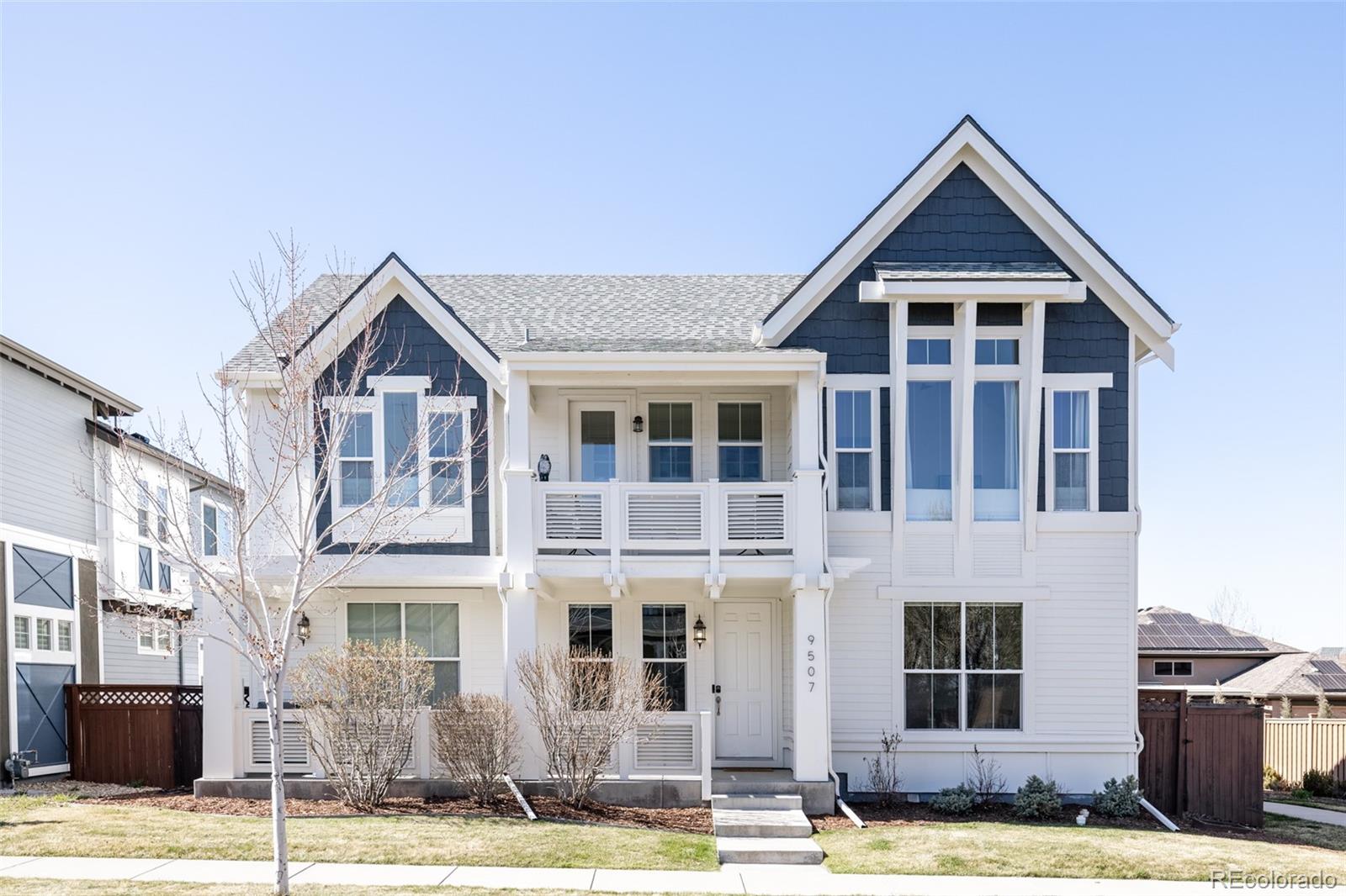 9507 E 4th Avenue, denver MLS: 5765433 Beds: 4 Baths: 5 Price: $1,200,000