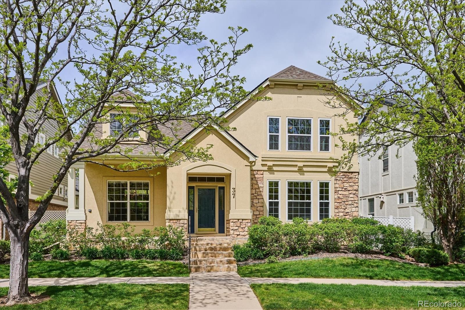 37 S Rosemary Street, denver MLS: 9217573 Beds: 4 Baths: 4 Price: $1,025,000