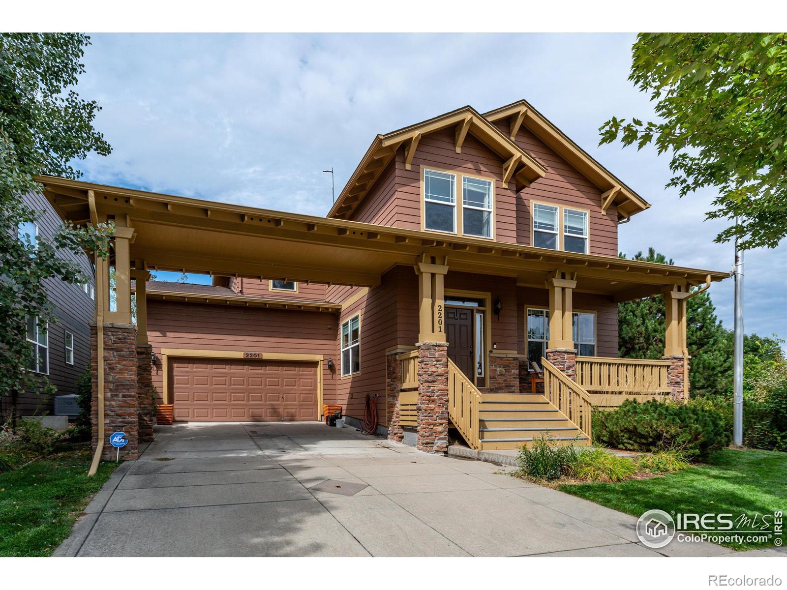 2201  creekside drive, Longmont sold home. Closed on 2024-08-20 for $820,000.