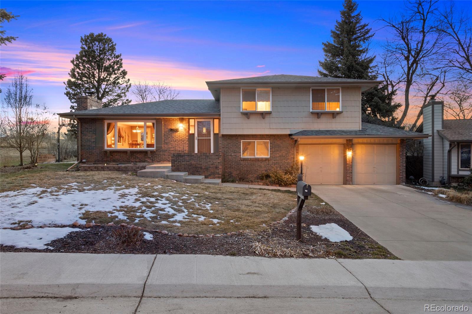 7935  flower street, arvada sold home. Closed on 2024-04-26 for $717,188.