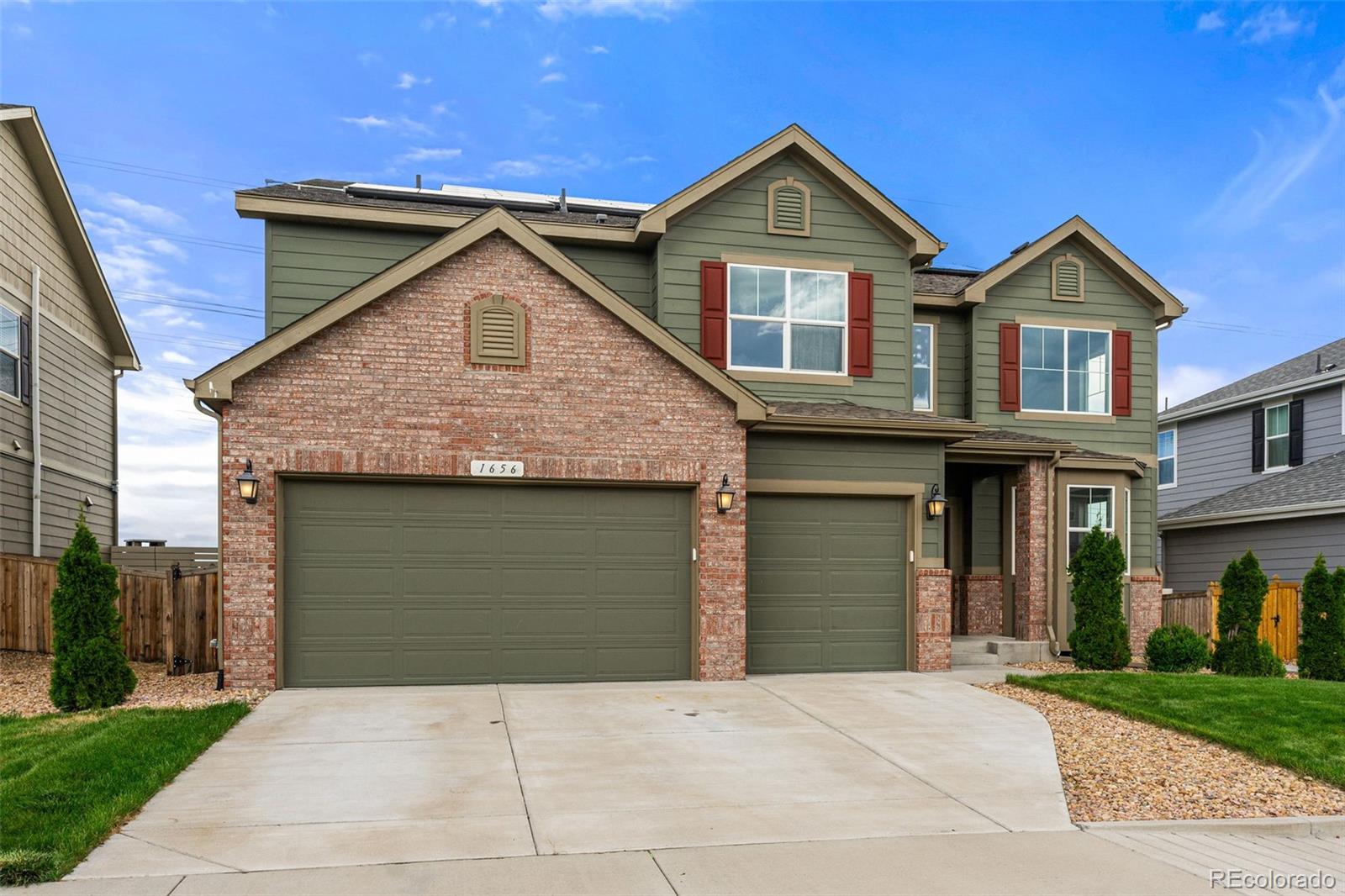 1656  Mcmurdo Trail, castle rock MLS: 3050064 Beds: 5 Baths: 4 Price: $839,000