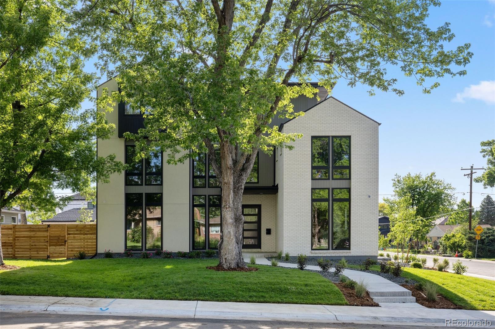 3301 S Clermont Street, denver MLS: 4690712 Beds: 5 Baths: 6 Price: $2,495,000