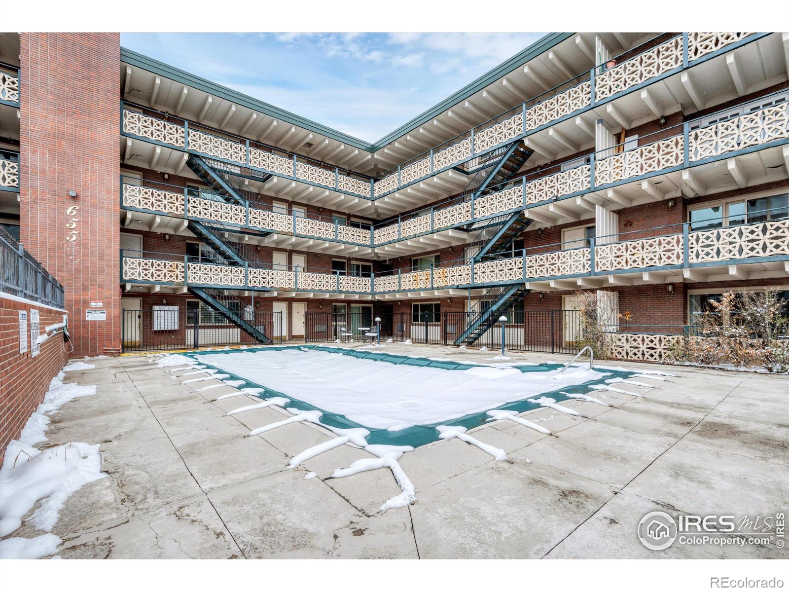 655 N Pearl Street 103, Denver  MLS: 4567891005736 Beds: 1 Baths: 1 Price: $262,300