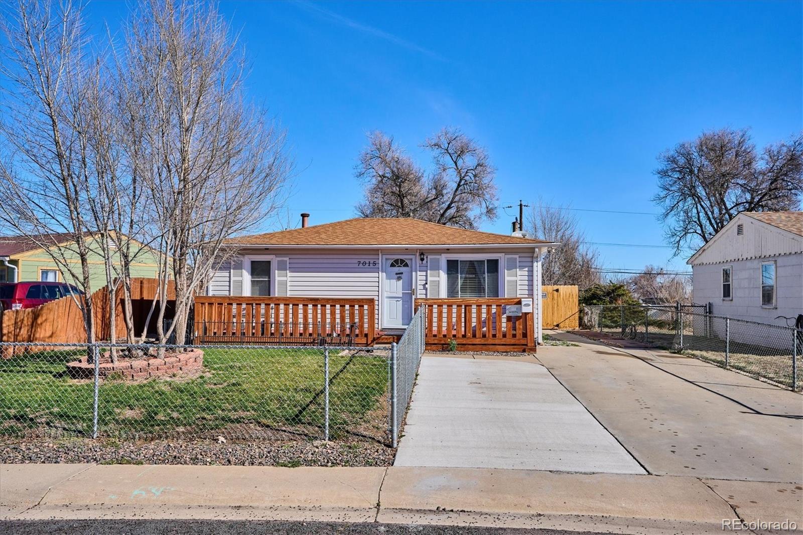 7015  garden lane, commerce city sold home. Closed on 2024-04-30 for $411,000.