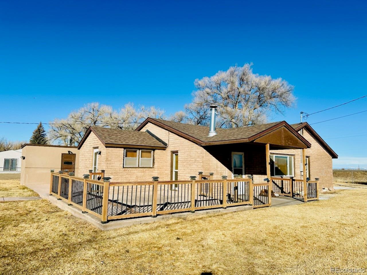 11340 & 11340 1/2 e us highway 160 , Alamosa sold home. Closed on 2025-05-20 for $320,000.