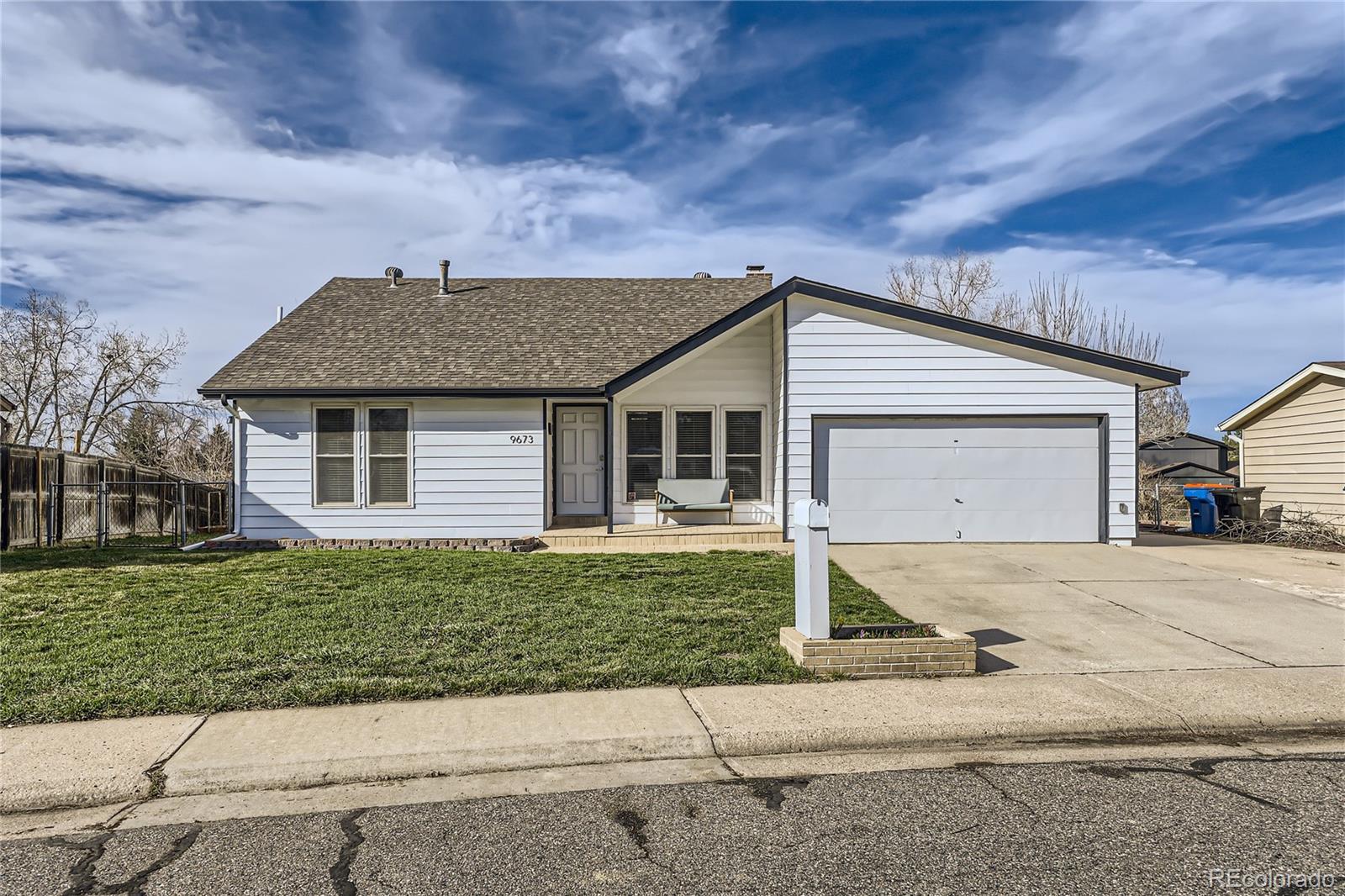 9673 W 74th Way, arvada MLS: 4031130 Beds: 3 Baths: 3 Price: $575,000