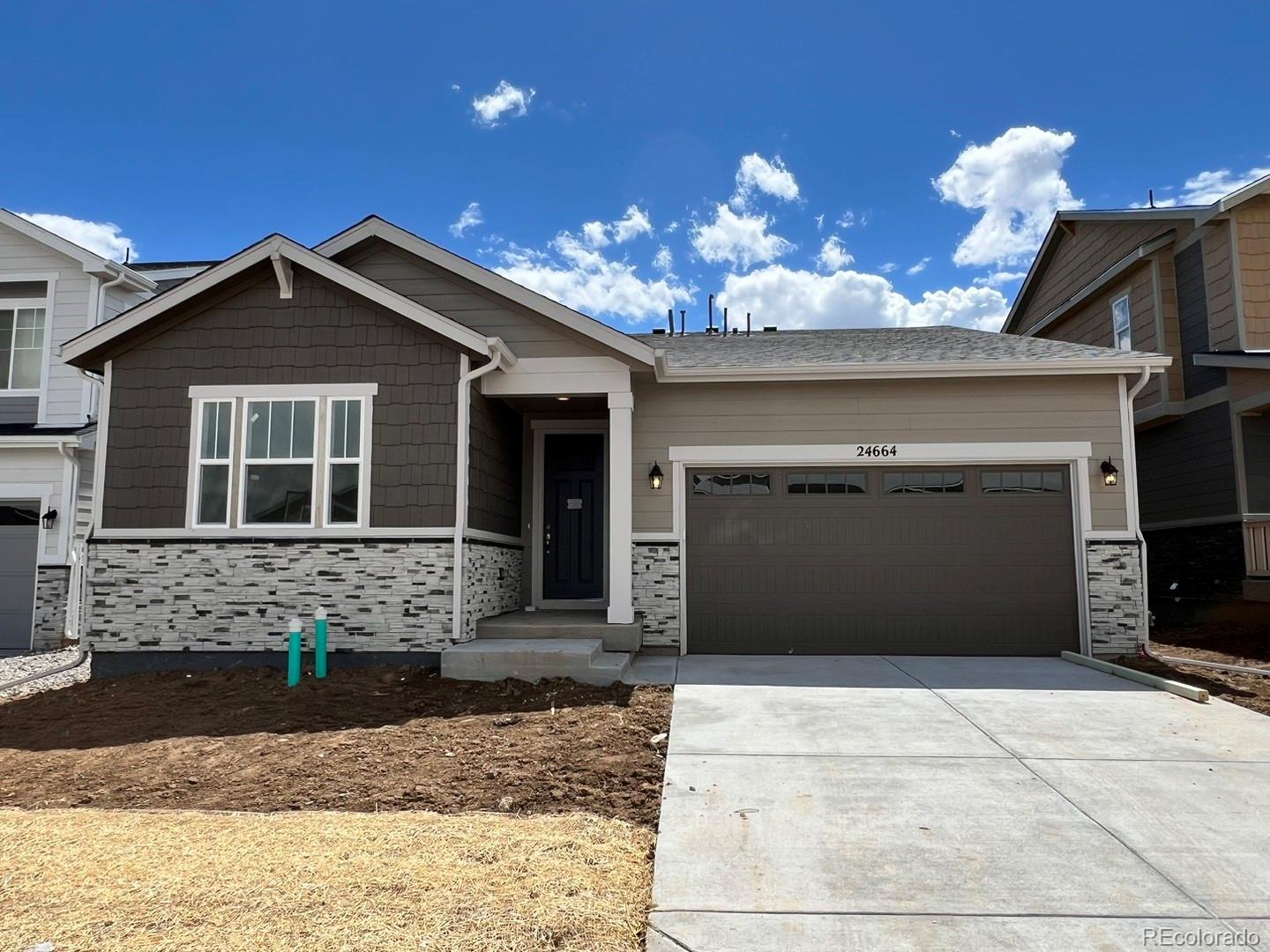 24664 E 37th Avenue, aurora MLS: 6717486 Beds: 4 Baths: 2 Price: $549,950