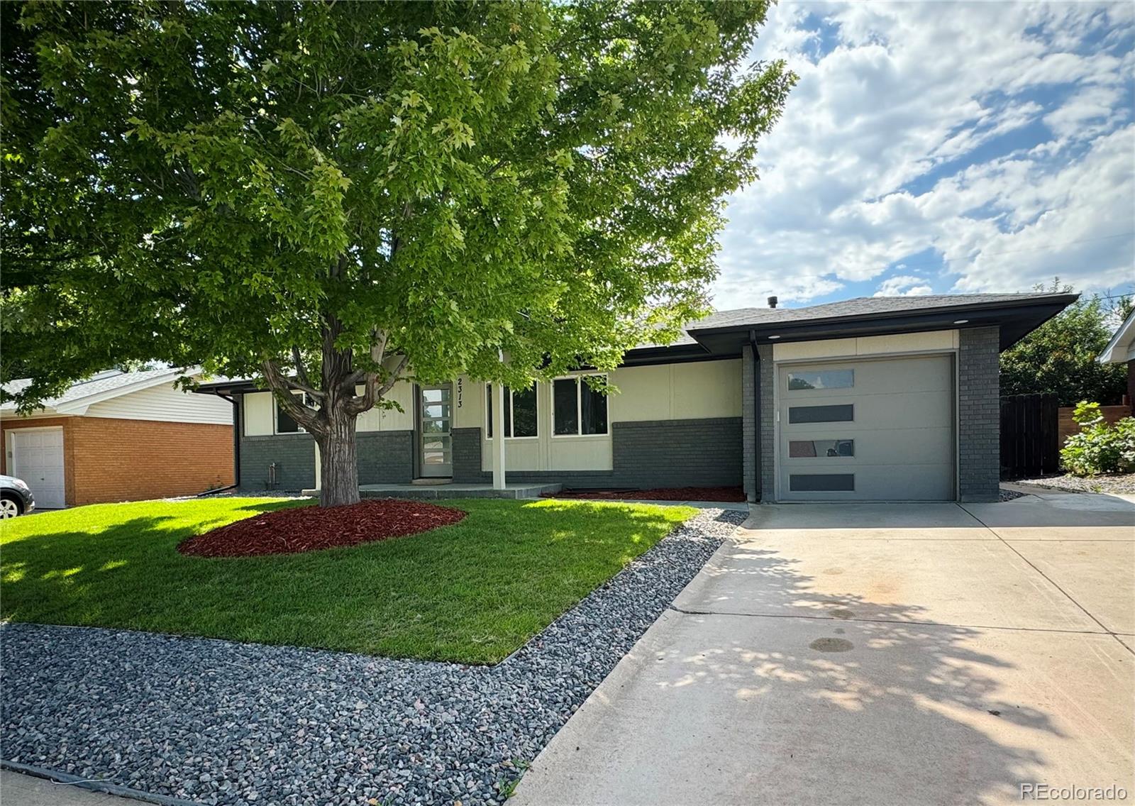 2313 S Raleigh Street, denver MLS: 2651894 Beds: 5 Baths: 3 Price: $675,000