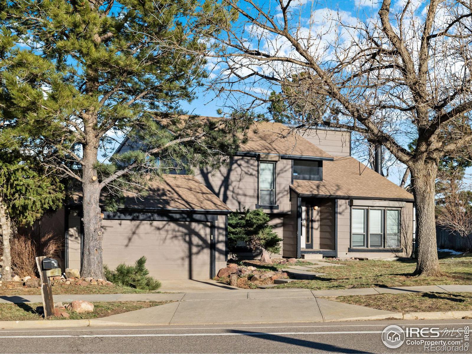 4020  Greenbriar Boulevard, boulder MLS: 4567891005964 Beds: 4 Baths: 2 Price: $1,095,000