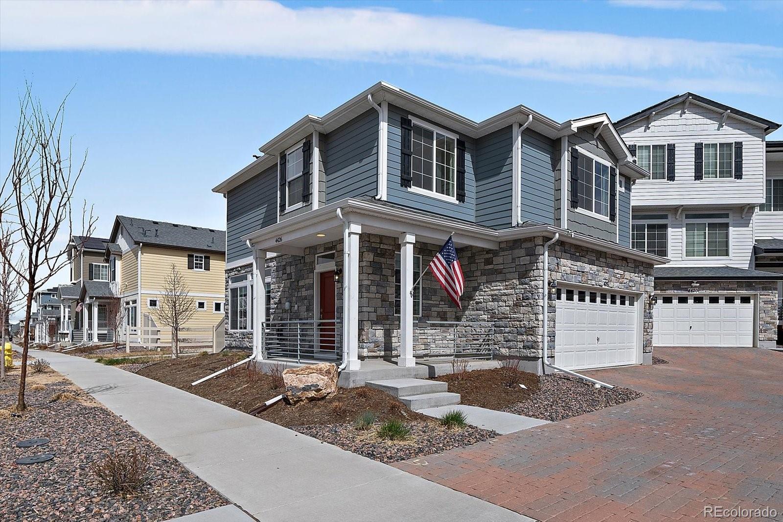 4426 N Quatar Court, aurora MLS: 7975895 Beds: 3 Baths: 3 Price: $482,500