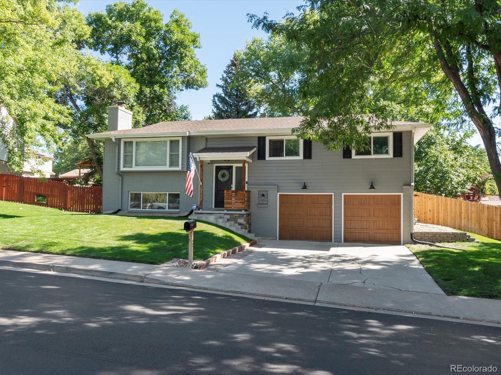 2742 S Quay Way, denver MLS: 8922821 Beds: 4 Baths: 3 Price: $609,900