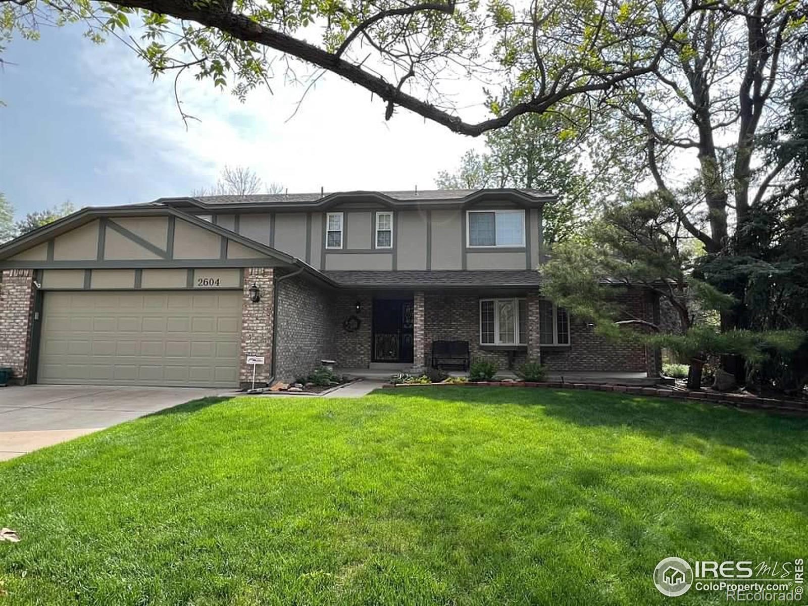 2604 S Oakland Street, aurora MLS: 4567891006057 Beds: 4 Baths: 3 Price: $640,000