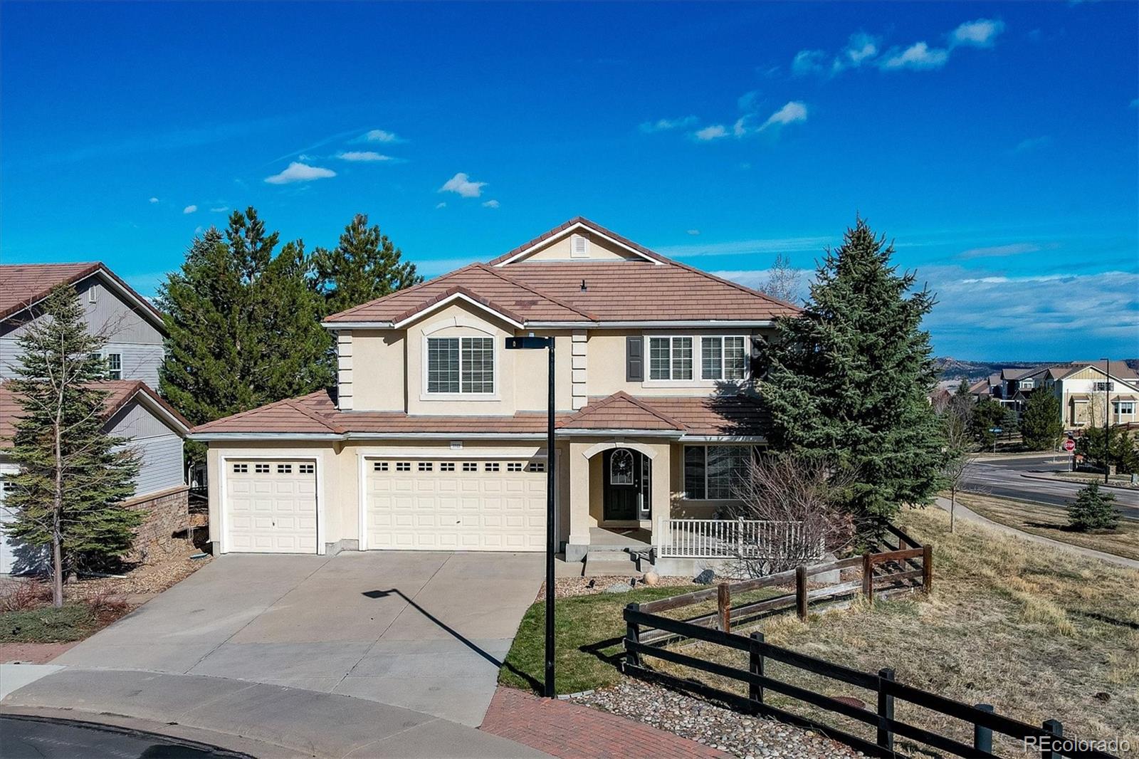 3323  Gossemer Way, castle rock MLS: 2896225 Beds: 4 Baths: 3 Price: $740,000