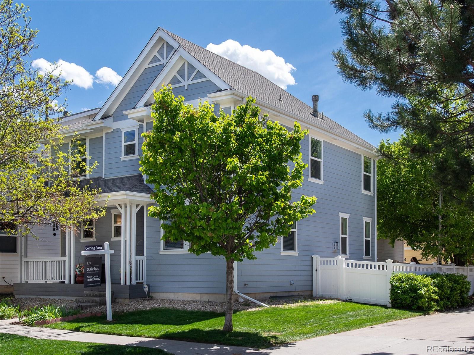 7720 E 26th Avenue, denver MLS: 5062383 Beds: 4 Baths: 4 Price: $875,000