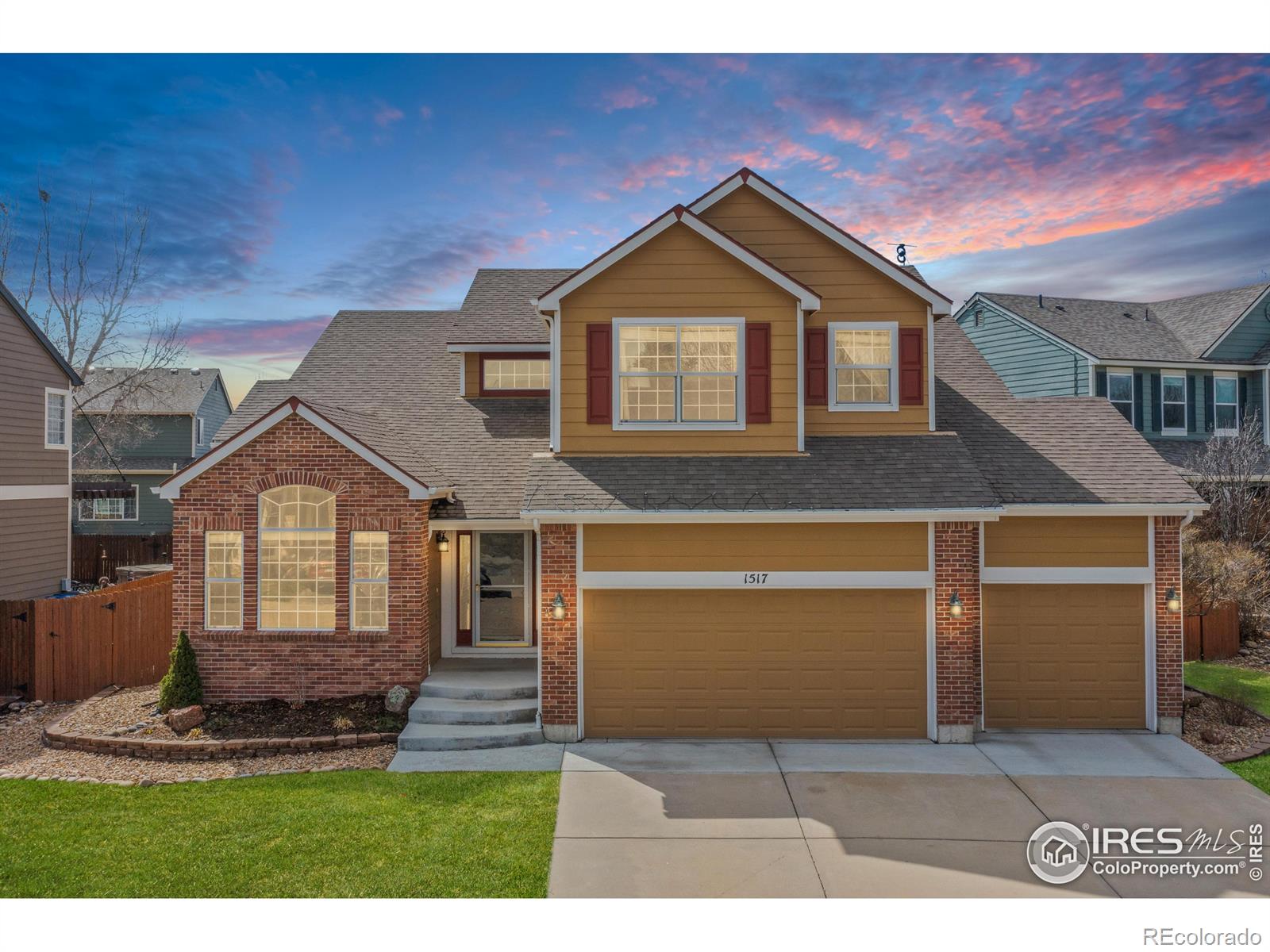 1517  Lark Bunting Place, longmont MLS: 4567891006129 Beds: 4 Baths: 4 Price: $835,000