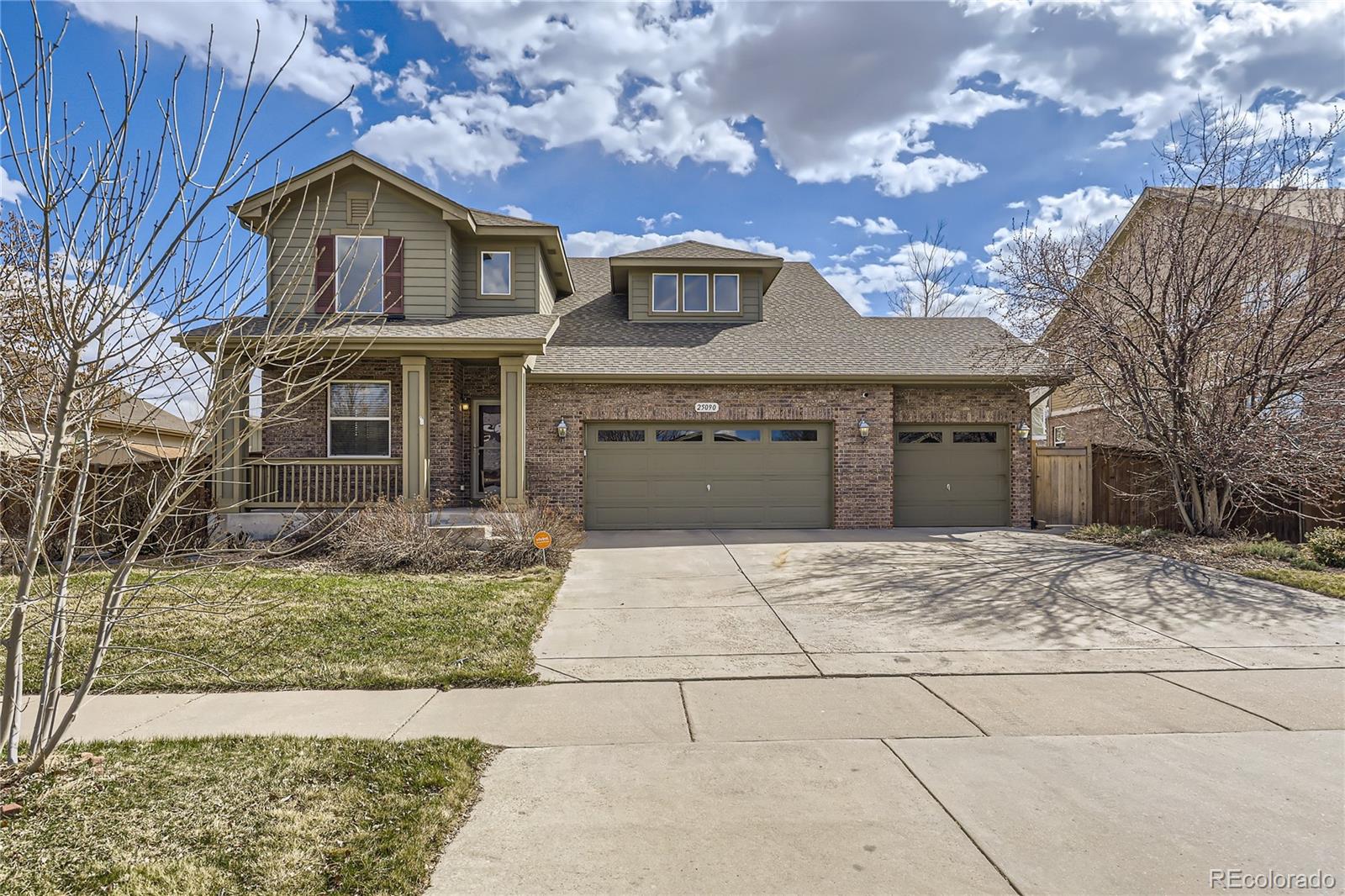 25090 E 3rd Place, aurora MLS: 6219115 Beds: 4 Baths: 4 Price: $620,000