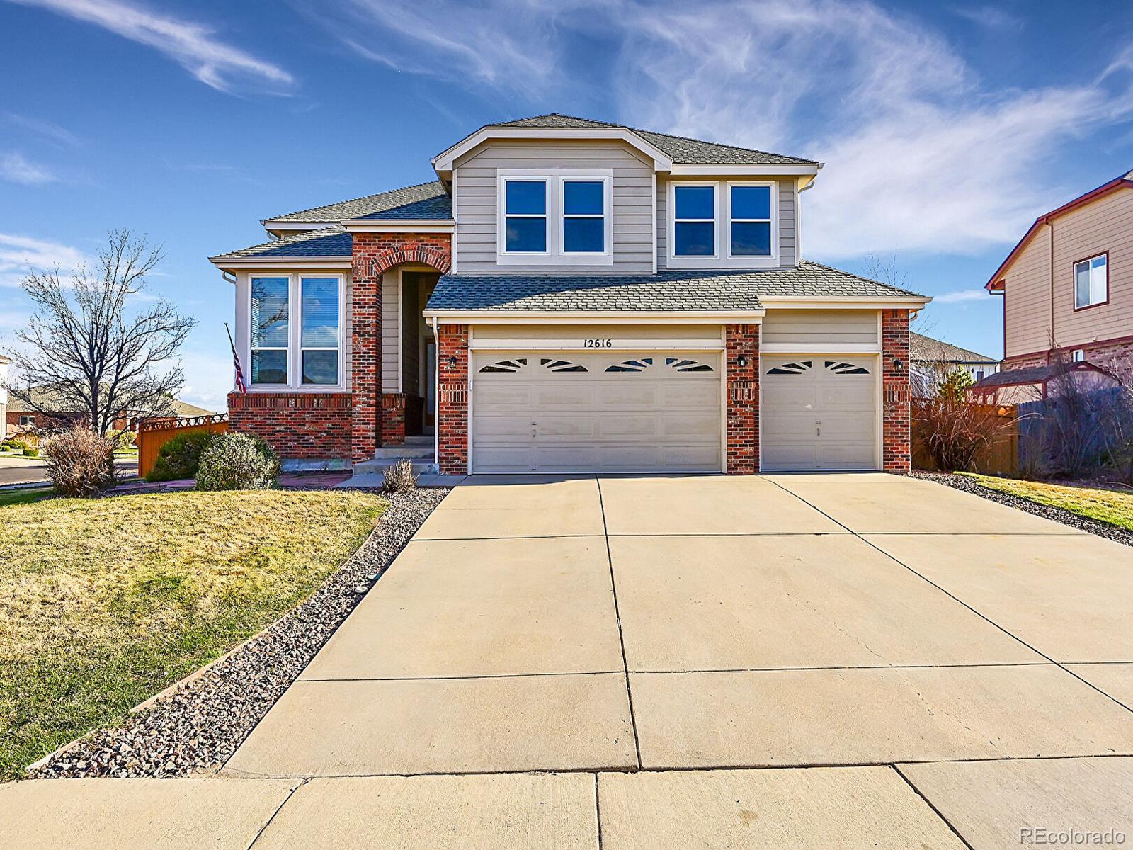 12616 W 83rd Drive, arvada MLS: 2254832 Beds: 5 Baths: 4 Price: $965,000