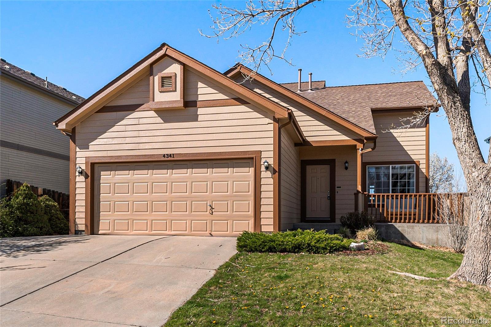 4341  Broemel Avenue, broomfield MLS: 9033542 Beds: 3 Baths: 2 Price: $540,000