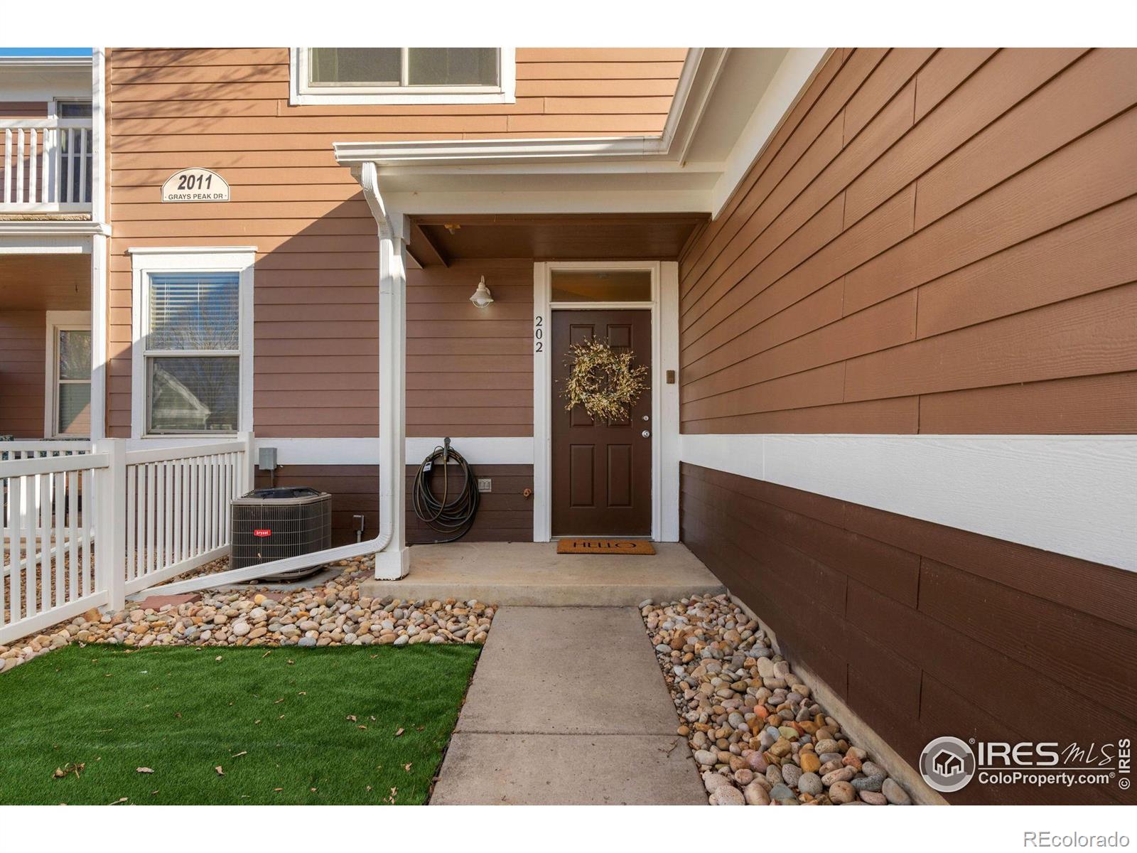 2011  grays peak drive, Loveland sold home. Closed on 2024-05-08 for $375,000.