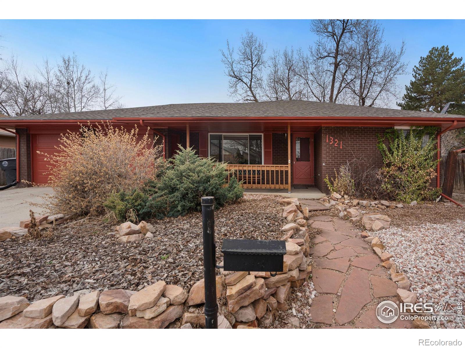 1321  Harvard Street, longmont MLS: 4567891006463 Beds: 3 Baths: 2 Price: $495,000