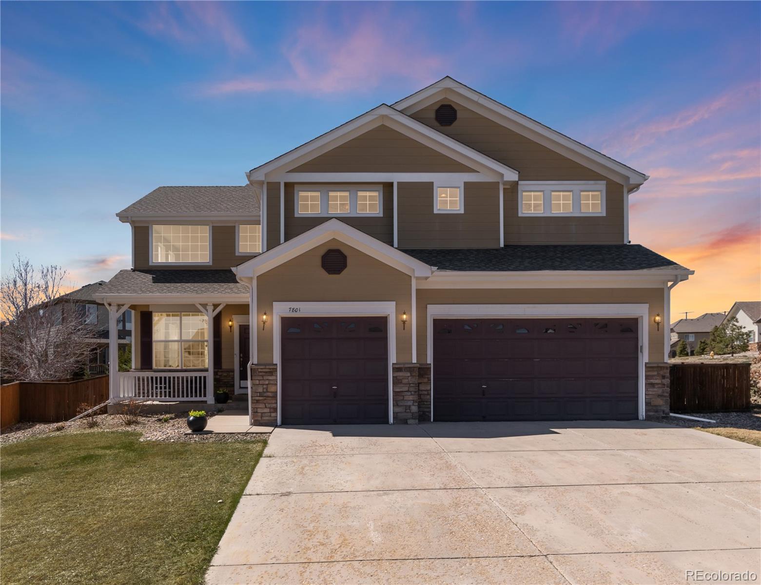 7801  Universal Court, castle rock MLS: 4698169 Beds: 4 Baths: 3 Price: $800,000