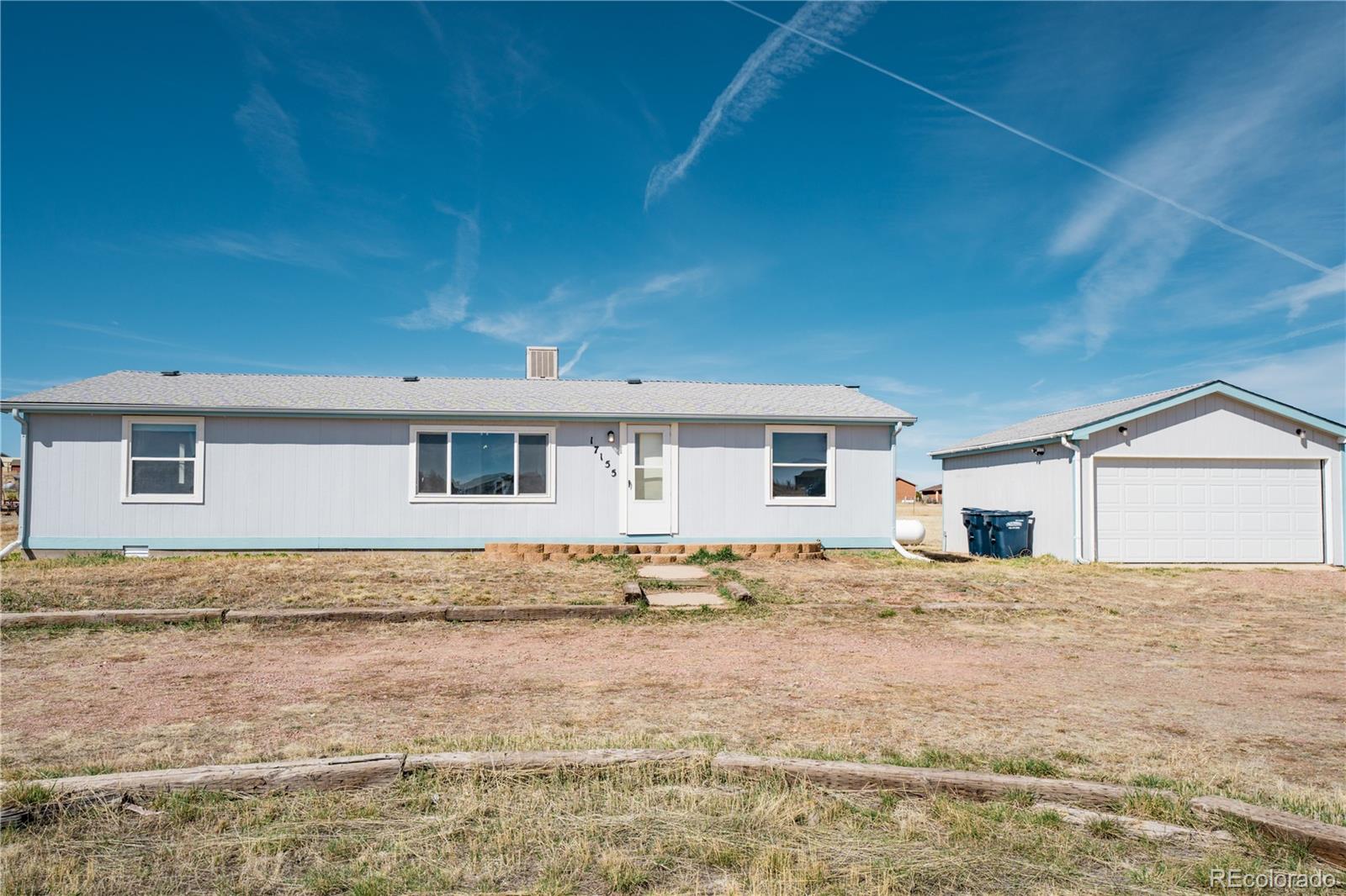 17155 wagon train loop, Peyton sold home. Closed on 2024-07-01 for $385,000.
