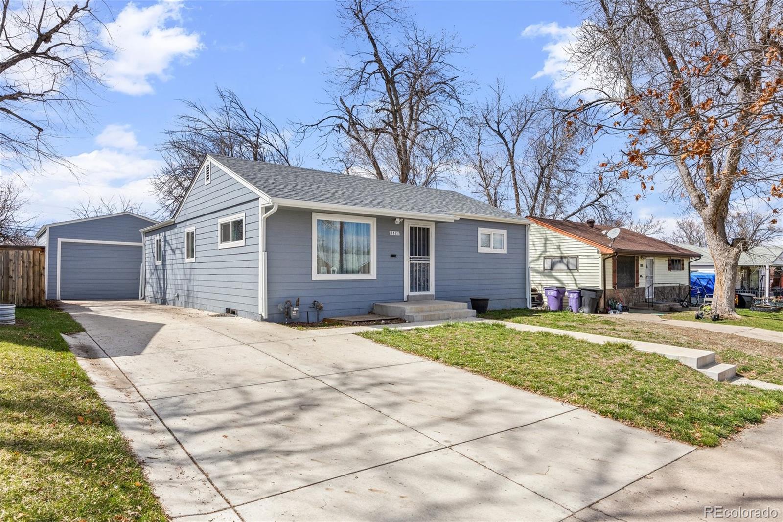 1611 S Zuni Street, denver MLS: 6882869 Beds: 4 Baths: 2 Price: $534,000