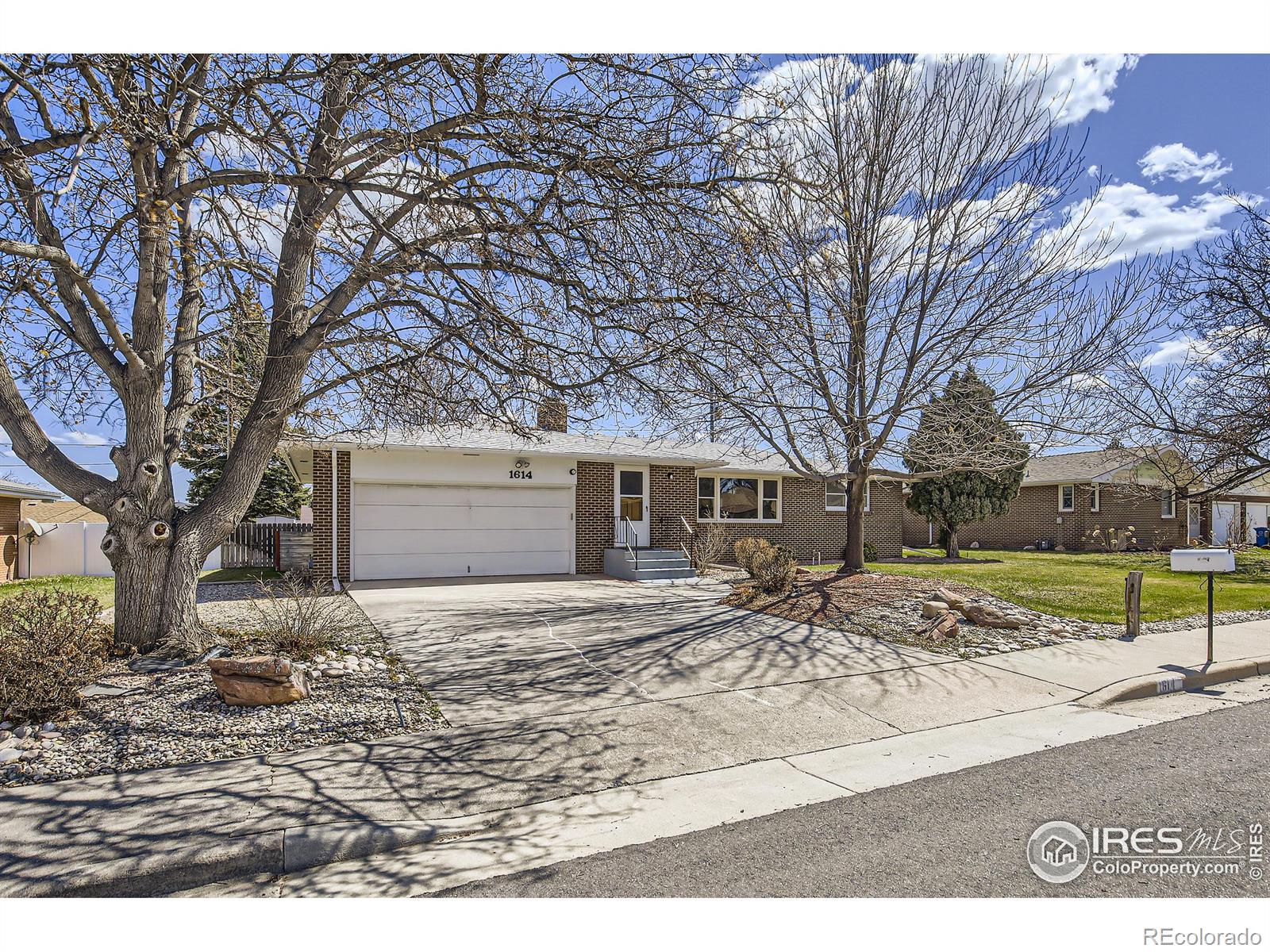 1614  Abeyta Court, loveland MLS: 4567891006512 Beds: 5 Baths: 2 Price: $475,000