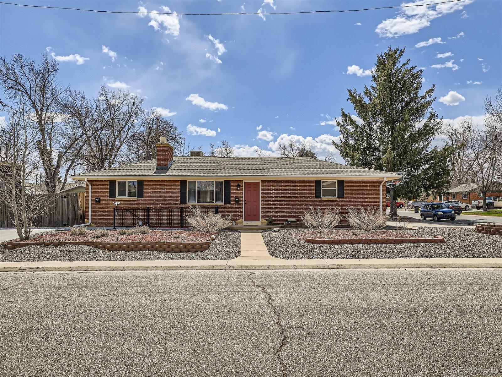 10334 W 62nd Avenue, arvada MLS: 3069686 Beds: 4 Baths: 2 Price: $700,000