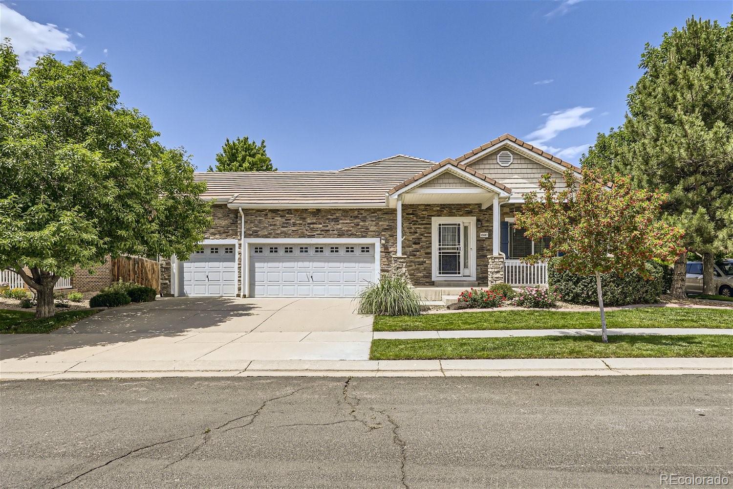 15687 E 118th Avenue, commerce city MLS: 3690090 Beds: 2 Baths: 2 Price: $525,000